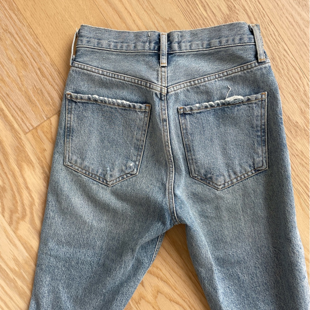 Agolde Riley Distressed Jeans - Picture 5 of 6